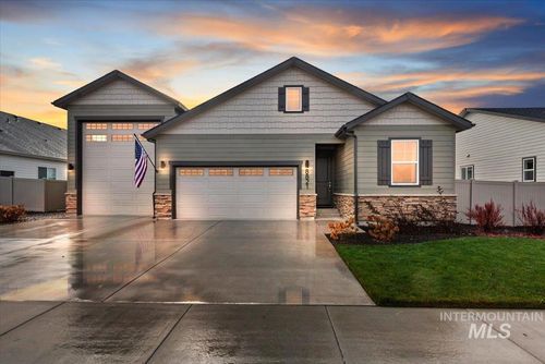 8821 E Snow Drop St, Nampa, ID, 83687-1001 | Card Image