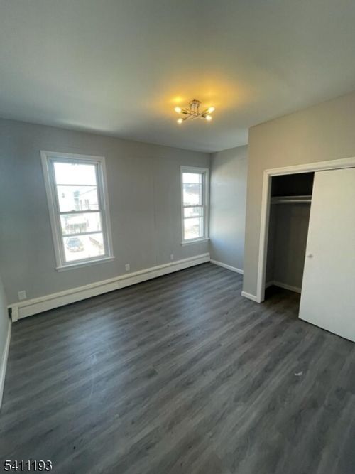 232 Niles St, Elizabeth, NJ, 07202-4078 | Card Image