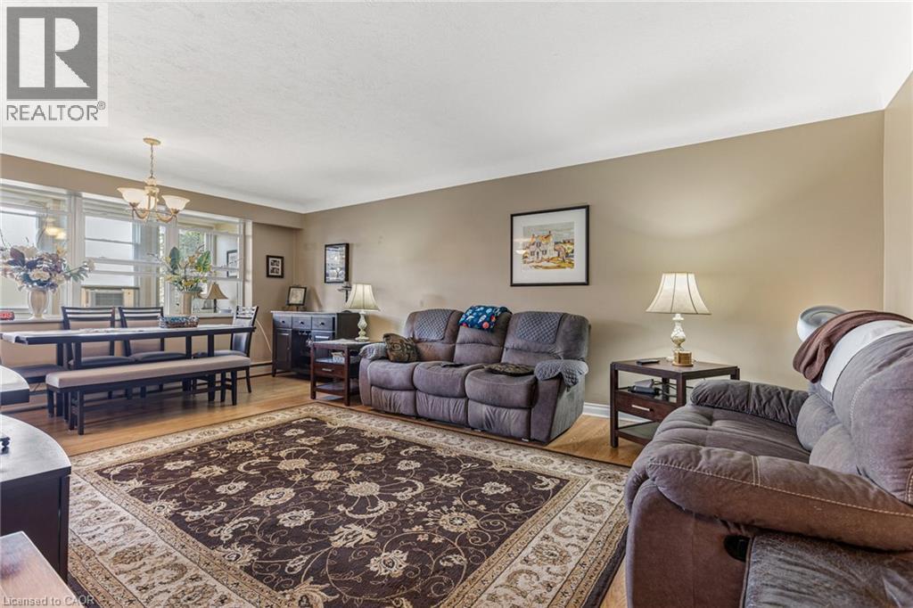 Residential in Hamilton 4