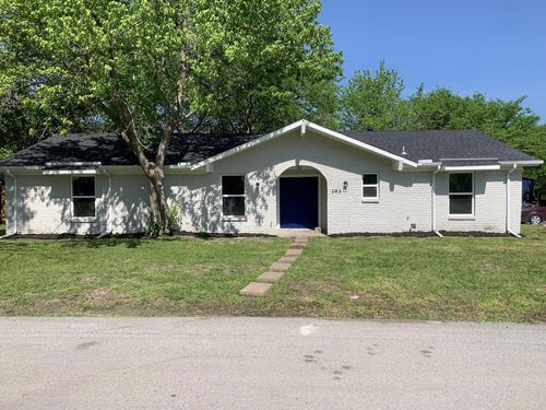 105 Still St, Kemp, TX, 75143-3217 | Card Image