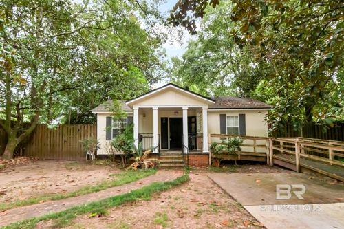 1 Princess Anne Rd, Mobile, AL, 36608-1902 | Card Image