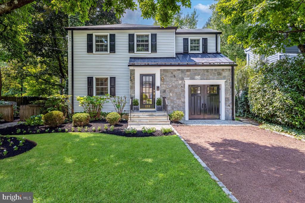 Cedar Ln, Princeton, NJ 08540