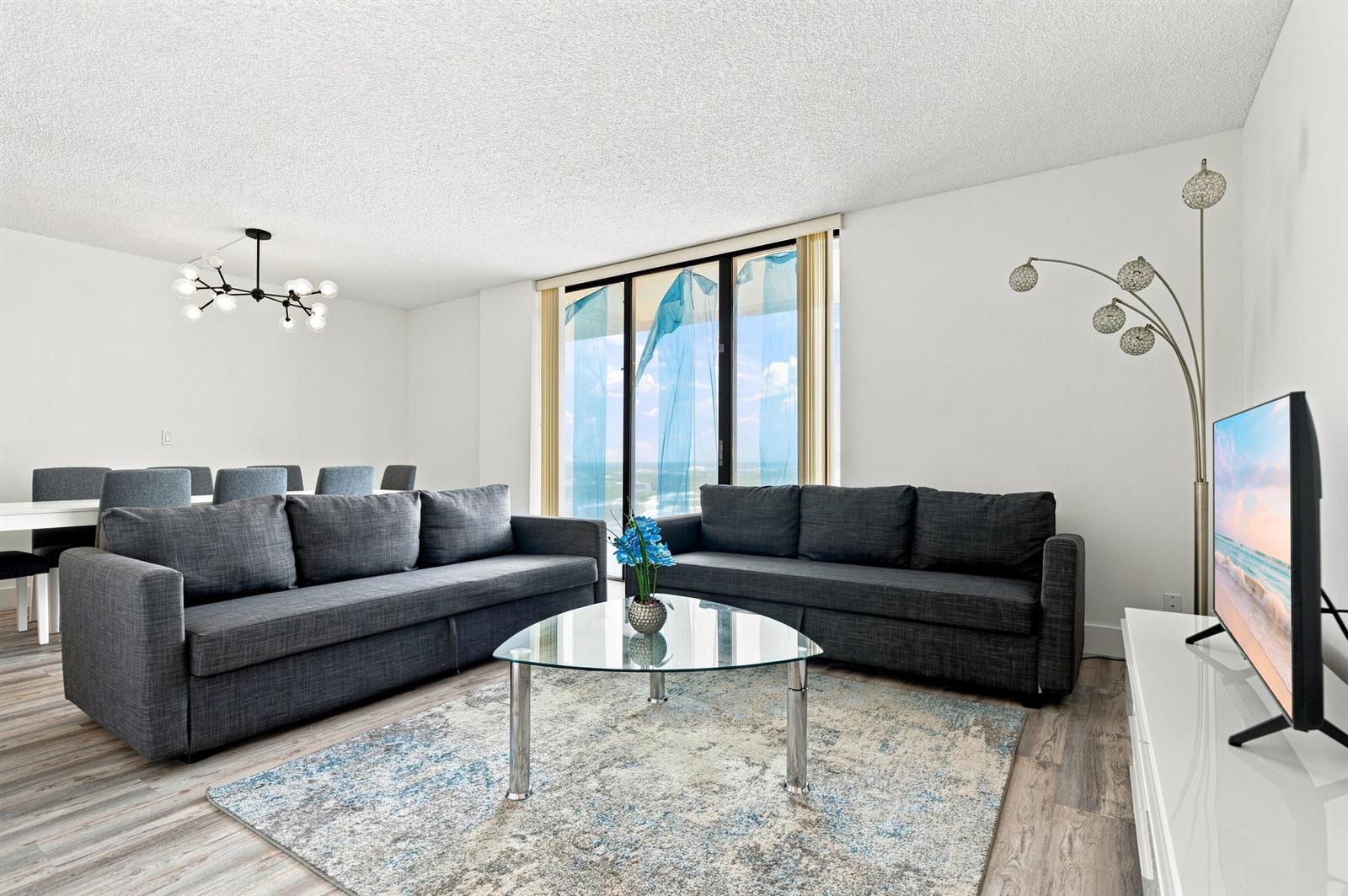Residential in Aventura 3