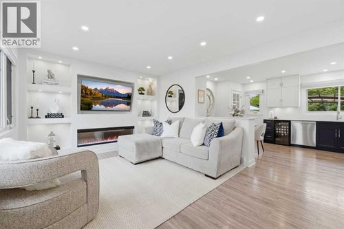 59 Ferncliff Cres Se, Calgary, AB, T2H0V5 | Card Image