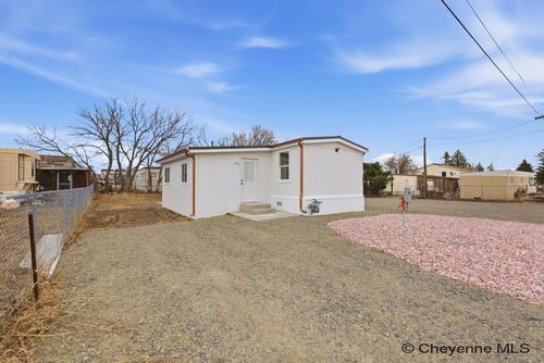 402 Williams St, Cheyenne, WY, 82007-3674 | Card Image