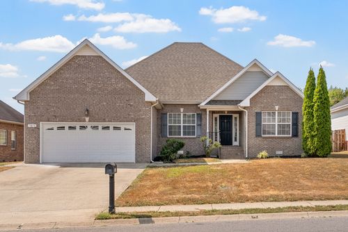 3256 Twelve Oaks Blvd, Clarksville, TN, 37042-8162 | Card Image