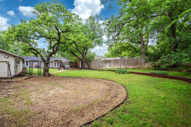 2217 Yucca Ave, House other with 2 bedrooms, 2 bathrooms and null parking in Fort Worth TX | Image 37