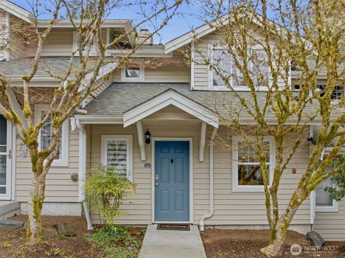 i137-2300 Jefferson Ave Ne, Renton, WA, 98056-8372 | Card Image