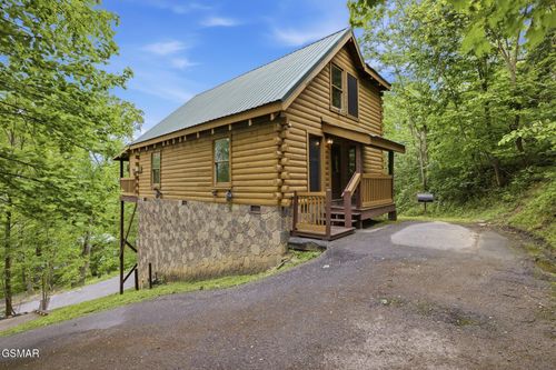 536 Forest Springs Dr, Gatlinburg, TN, 37738 | Card Image