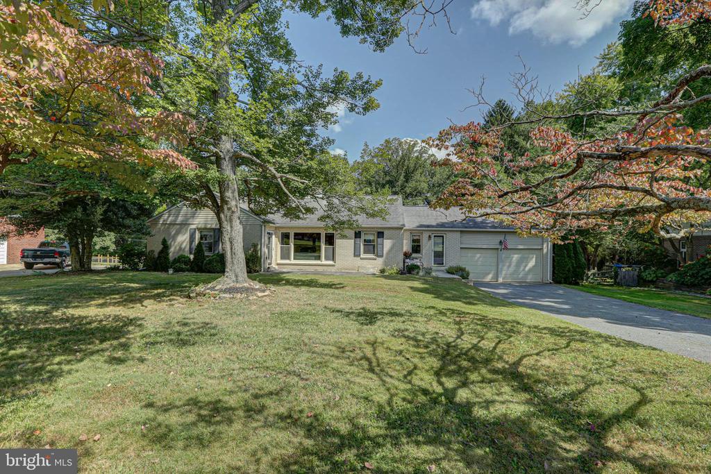 Valley Brook Dr, Wilmington, DE 19808