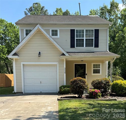 3329 Nevin Brook Rd, Charlotte, NC, 28269-2916 | Card Image