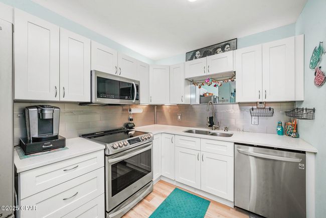 277 Country Club Rd, Home with 2 bedrooms, 2 bathrooms and null parking in Port St. Joe FL | Image 16