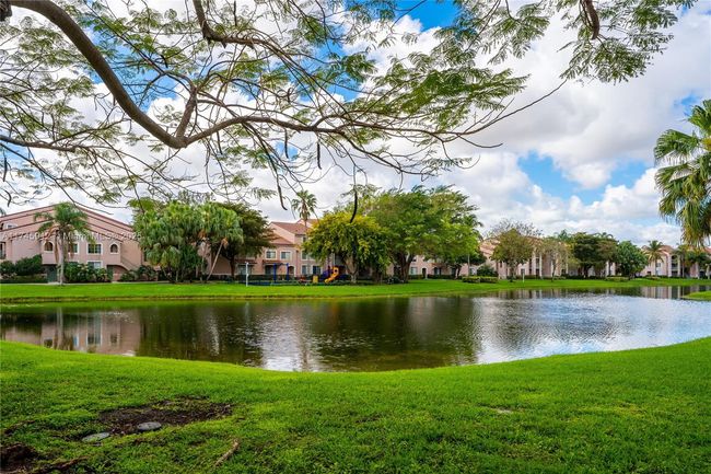 APT-112 - 12178 Saint Andrews Pl, Condo with 3 bedrooms, 3 bathrooms and null parking in Miramar FL | Image 27