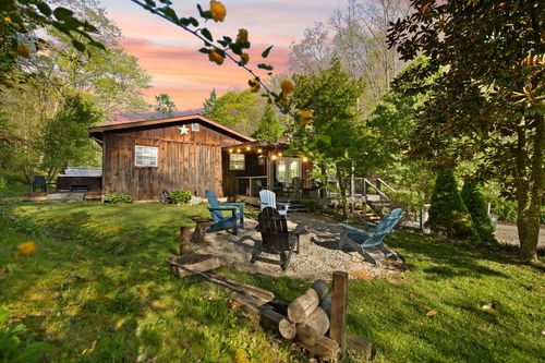3853 Skidmore Rd, Frenchburg, KY, 40322-8050 | Card Image