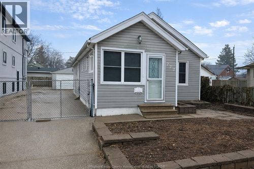 772 Charlotte St, Windsor, ON, N8X3A8 | Card Image