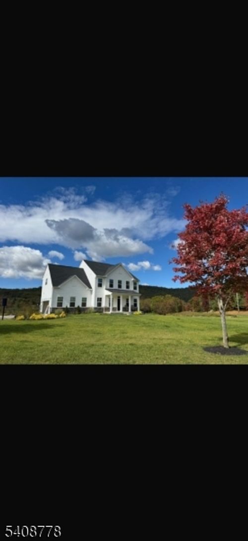 2 Drake Ct, Washington, NJ, 07882-1668 | Card Image