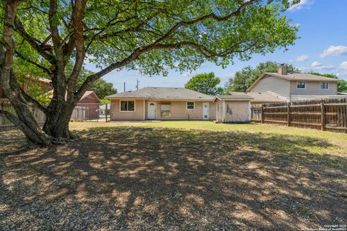 2514 Christian Dr, San Antonio, TX, 78222-1317 | Card Image
