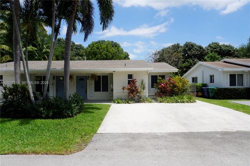 0-11043 Sw 79th Ave, Pinecrest, FL, 33156-3737 | Card Image