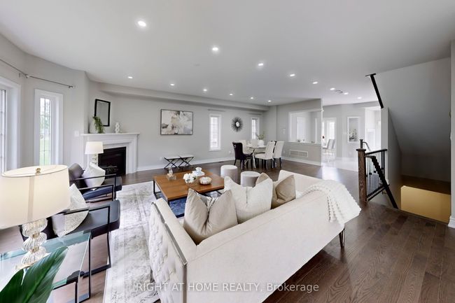 19 Creedon Cres, House other with 5 bedrooms, 4 bathrooms and 2 parking in Ajax ON | Image 10