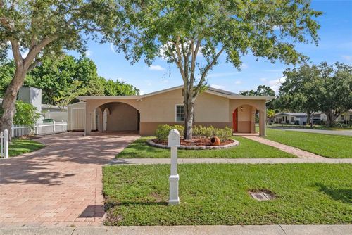 2901 W Paxton Ave, Tampa, FL, 33611-4013 | Card Image