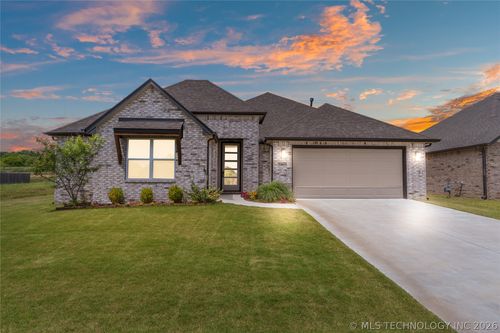 27713 E 107th St S, Coweta, OK, 74429-9000 | Card Image