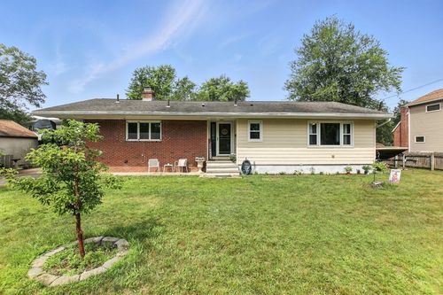 12 Cosgrove Ave, Agawam, MA, 01001-3602 | Card Image
