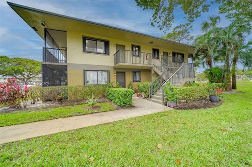apt-211-677 Trace Cir, Deerfield Beach, FL, 33441-7802 | Card Image