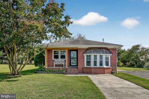 6309 Highland Park Dr, CHINCOTEAGUE ISLAND, VA, 23336-2217 | Card Image