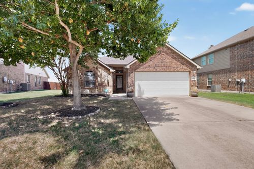 1336 Shelley Dr, Burleson, TX, 76028-9409 | Card Image