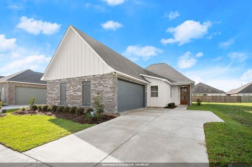 3246 Creekmere Ln, Baton Rouge, LA, 70810-8463 | Card Image