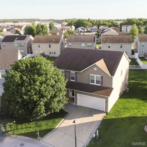 205 Greenleaf Cir, Belleville, IL, 62221-6758 | Card Image