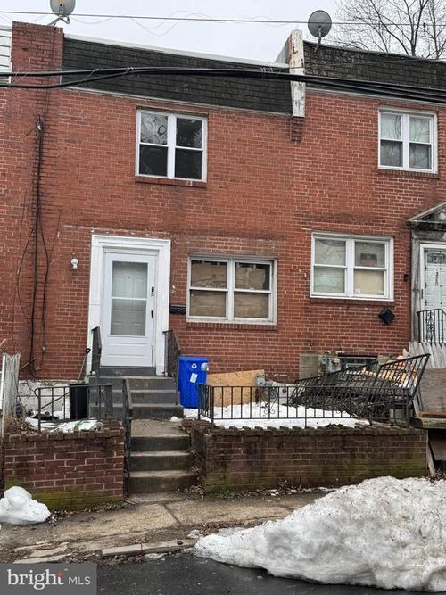 318 Fern St, DARBY, PA, 19023-2613 | Card Image