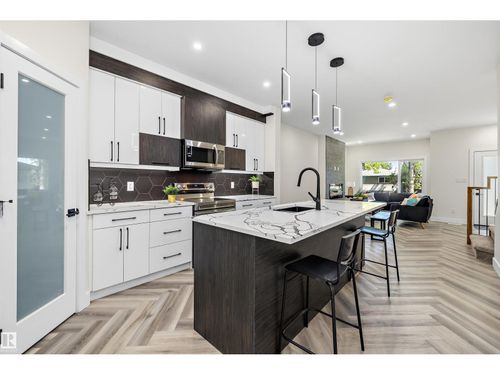 8319 81 Ave Nw, Edmonton, AB, T6C0W1 | Card Image