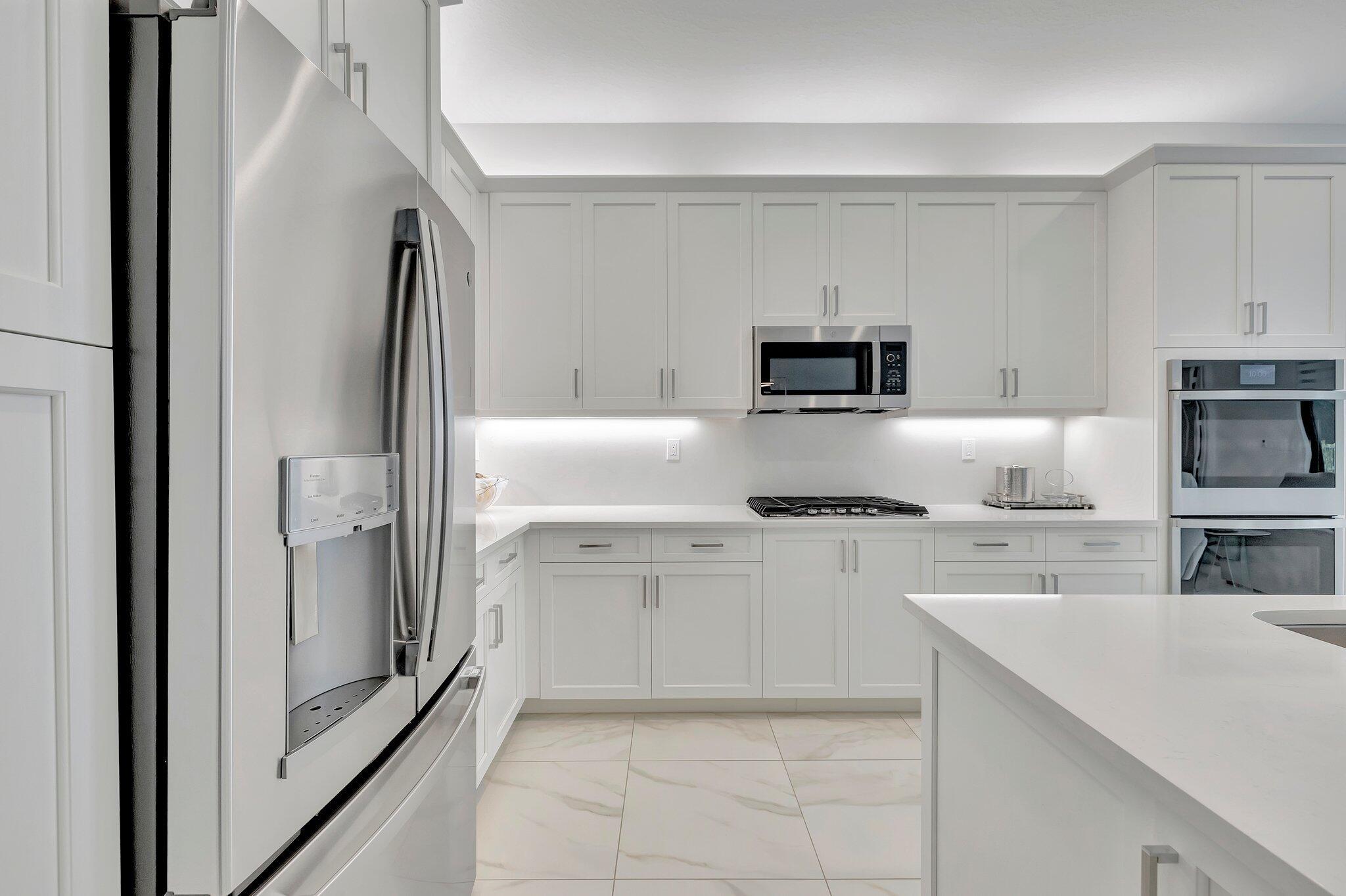 Mountain Pine Grv, Boynton Beach, FL 33473