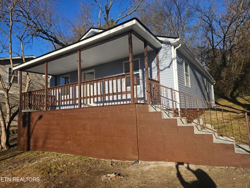 3807 Hampton Ave, Knoxville, TN, 37914-3925 | Card Image
