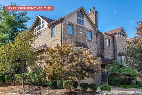 2 Windsor Court, Saddle River, NJ, 07458 | Card Image