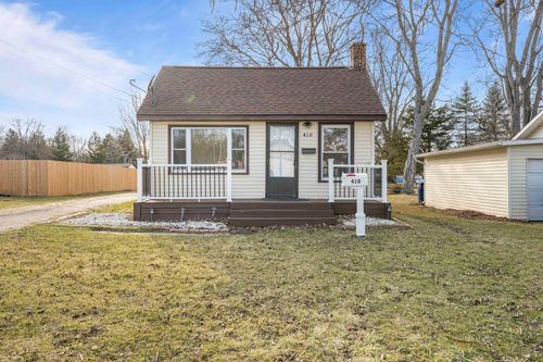 410 S Woodworth St, Corunna, MI, 48817-1658 | Card Image