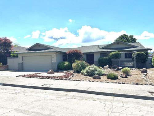 5540 Mulberry Drive, Santa Rosa, CA, 95409 | Card Image