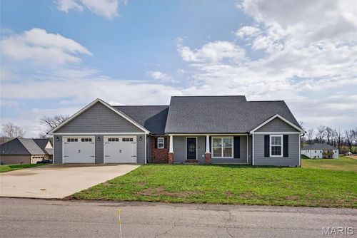 834 Lakeview Crossing, Cape Girardeau, MO, 63701 | Card Image
