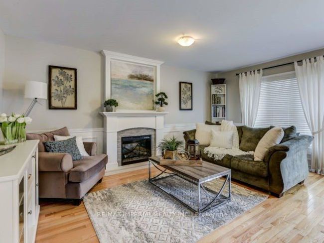 75 Finney Terr, House attached with 3 bedrooms, 3 bathrooms and 1 parking in Milton ON | Image 4