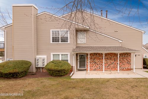 105-105 Neilly Ct, Old Bridge, NJ, 08857-2674 | Card Image
