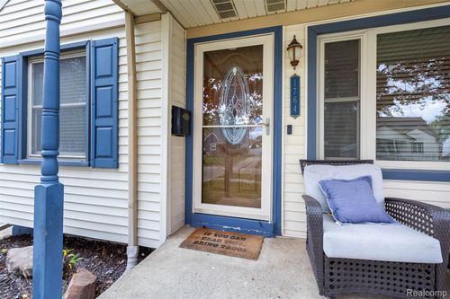 1764 Leblanc St, Lincoln Park, MI, 48146-3914 | Card Image