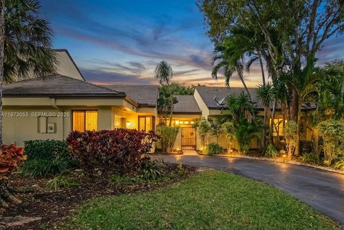 349 Nw 94th Ter, Plantation, FL, 33324-7025 | Card Image