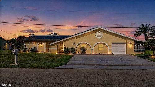 2507 Lakeview Dr, LEHIGH ACRES, FL, 33936-4330 | Card Image