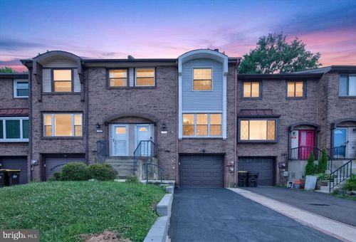 1012 Burnley Ct, BENSALEM, PA, 19020-4825 | Card Image