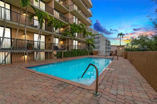 apt-604-1690 Sw 27th Ave, Miami, FL, 33145-2079 | Card Image