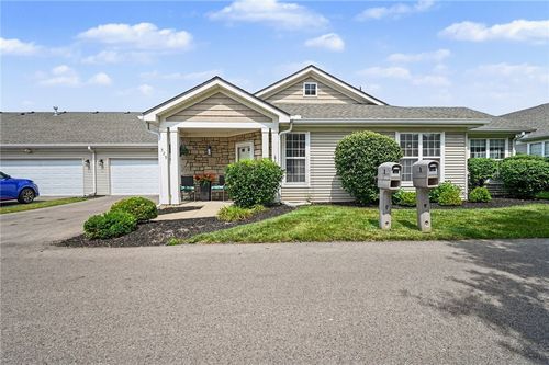 329 Bending Branch Ln, Miamisburg, OH, 45342-7627 | Card Image