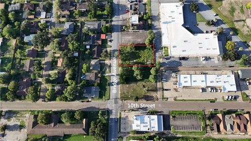 811 S Bridge Ave, Weslaco, TX, 78596-7114 | Card Image