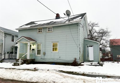 23 Valley St, Jamestown, NY, 14701-3058 | Card Image