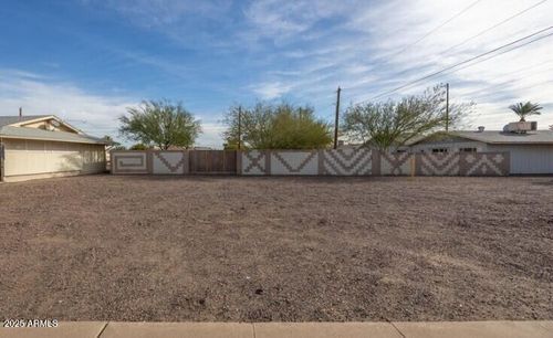 82-11034 W Alabama Ave, Sun City, AZ, 85351-3308 | Card Image